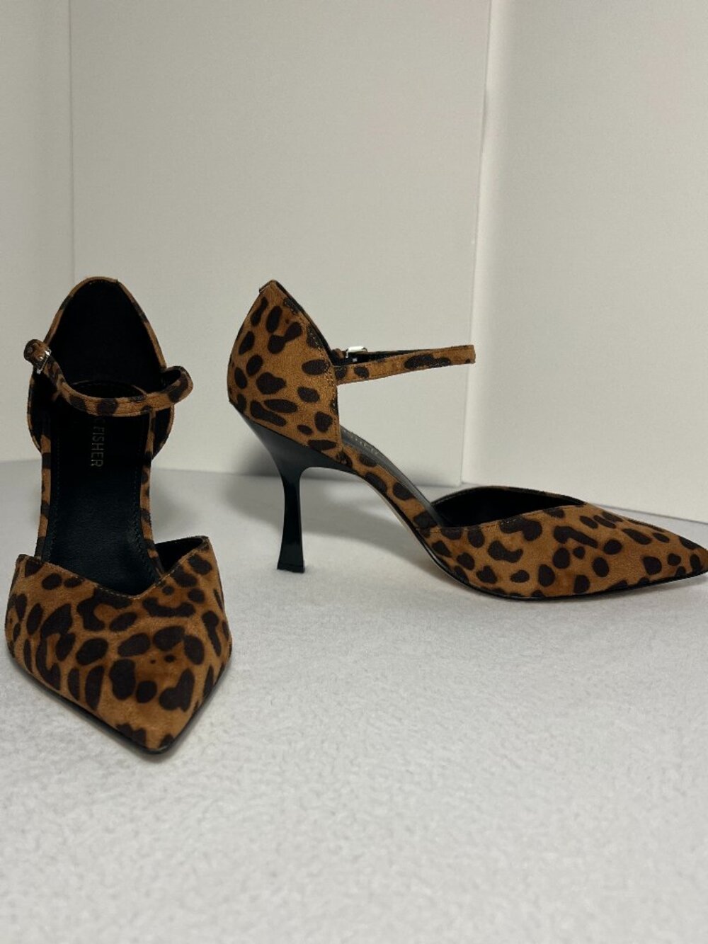 Marc Fisher Women's 7.5M Brown Haben Pump, Leopard Pointy Toe Tapered Heel Adjus